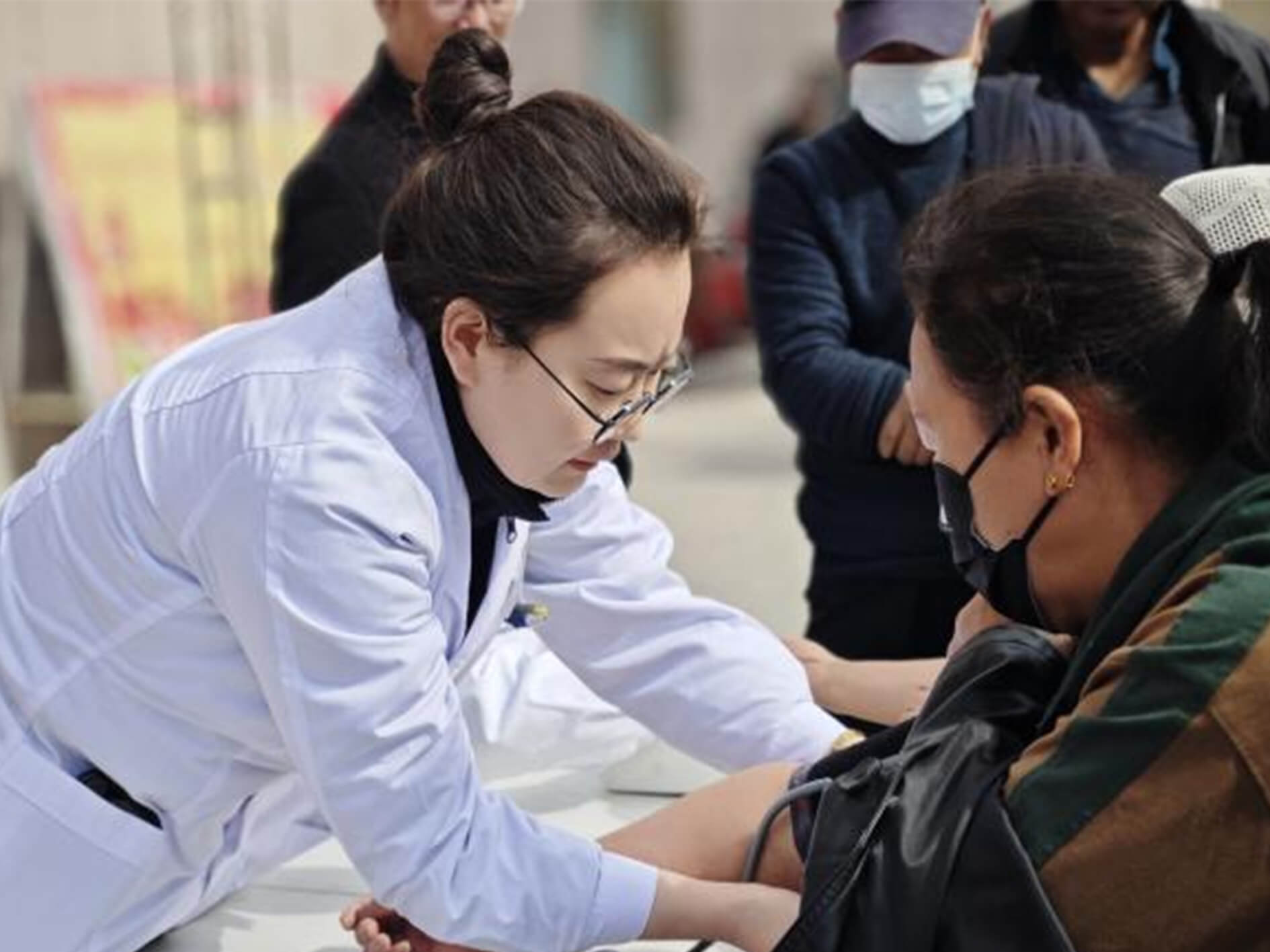 心系公益 生生不息 | 以愛(ài)為名，他們是健康路上最溫暖的“追鋒者”